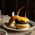 The Insider's Guide to Wait Times at Burger Houses in Southern Mississippi